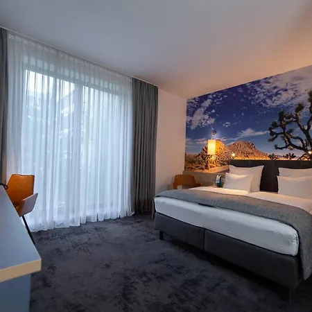 Western Hotel 3*